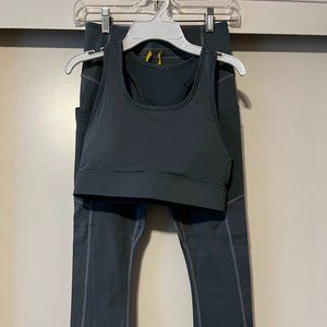 Fabletics small On-the-Go bra & Motion365 legging storm cloud
